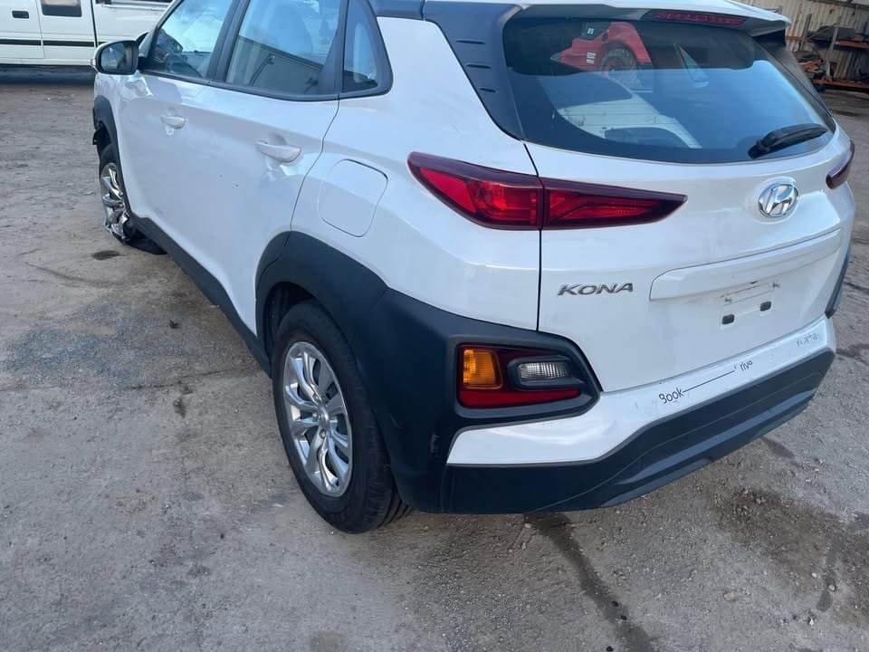 Second Hand 2018 Hyundai Kona For Sale in Melbourne, VIC 1 AYEE110-Second Hand 2018 Hyundai Kona For Sale in Melbourne, VIC (1)