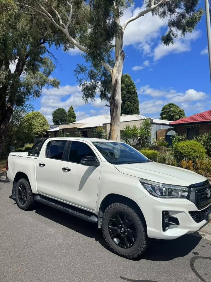 AYEE80-Second Hand 2018 Toyota Hilux For Sale in Melbourne, VIC (5)