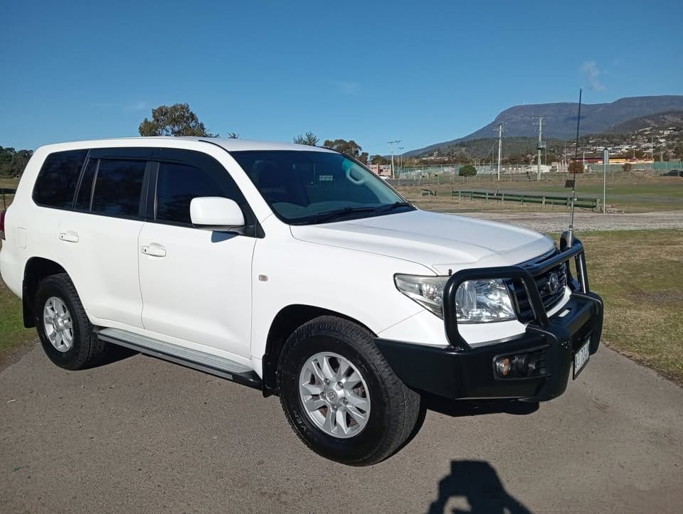 Second Hand 2008 Toyota Land Cruiser GXL 200 Series (4x4) For Sale in Hobart, TAS 1 AYEE127-Second Hand 2008 Toyota LandCruiser GXL 200 Series (4x4) For Sale in Hobart, TAS (1)